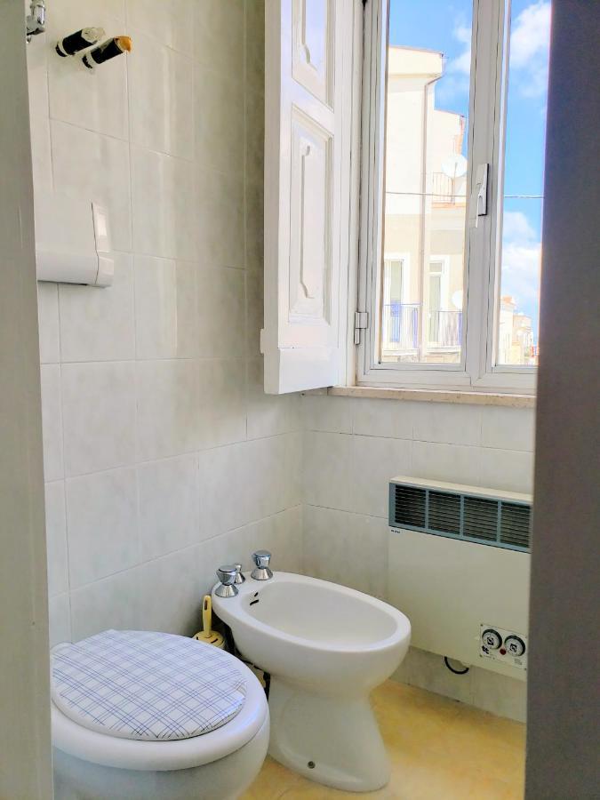 Apartamento Dimora Maggi Al Corso - Affitti Brevi Italia Monte SantʼAngelo Exterior foto